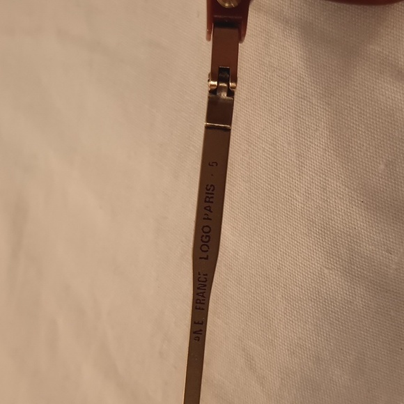 Logo Paris - Picture 3 of 4